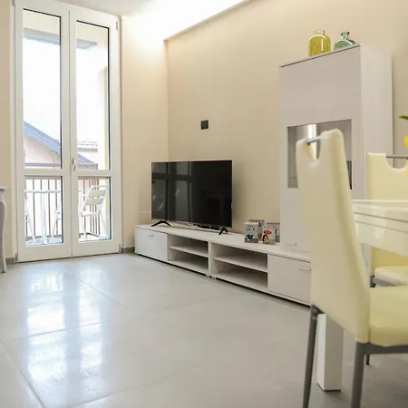 Teo Appartement Cannero Riviera
